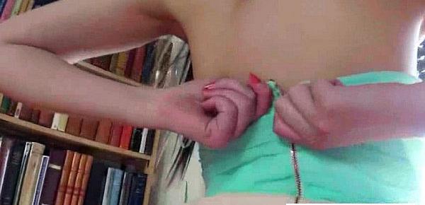  Gorgeous Girl Play On Cam With Crazy Stuffs clip-18